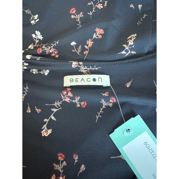 NWT Beacon Black Floral Top Blouse Sz 2X Roll Tab Sleeve Boho Casual Career - Picture 7 of 11